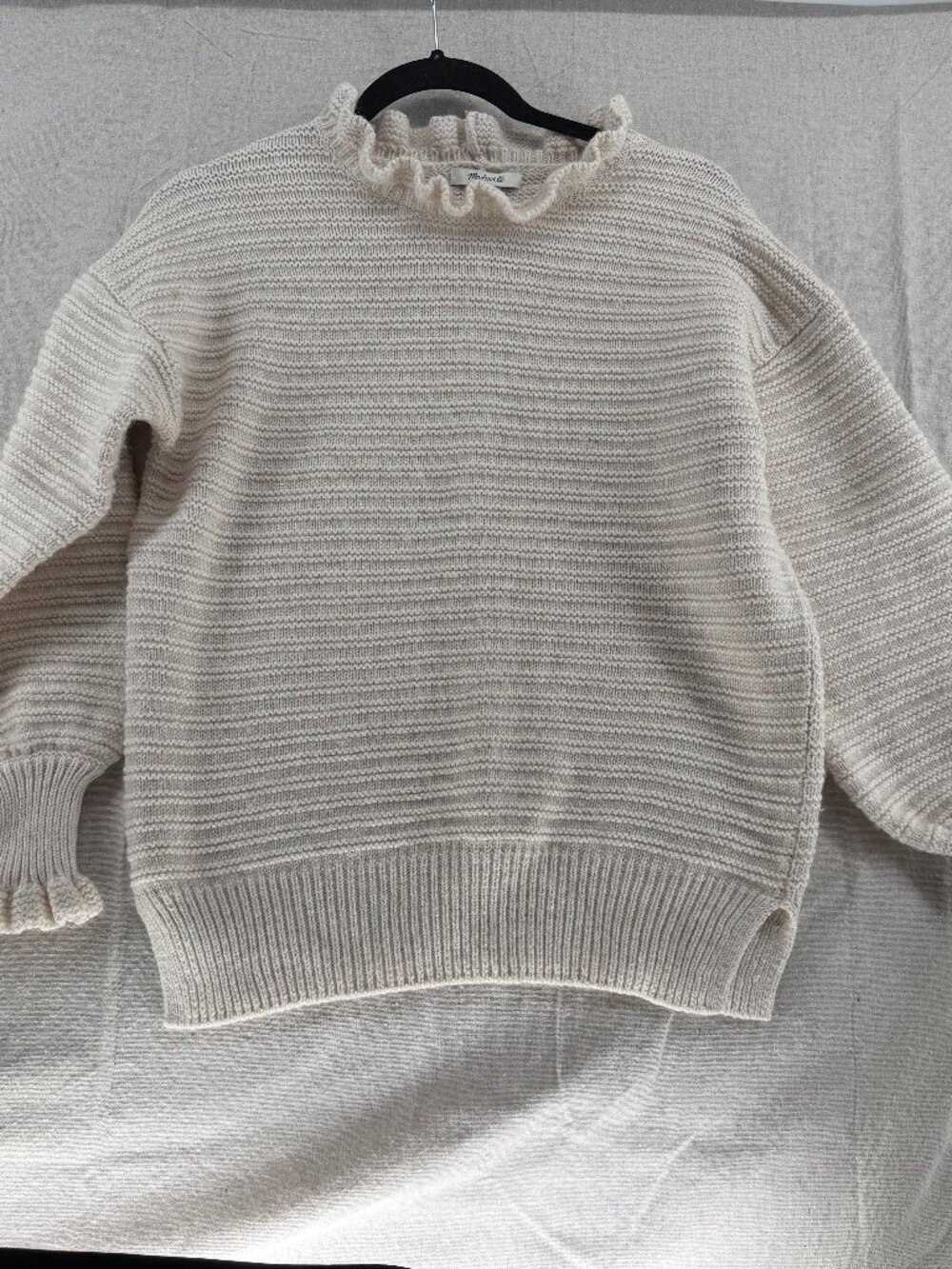 Madewell Women's Sweater cream color size Medium